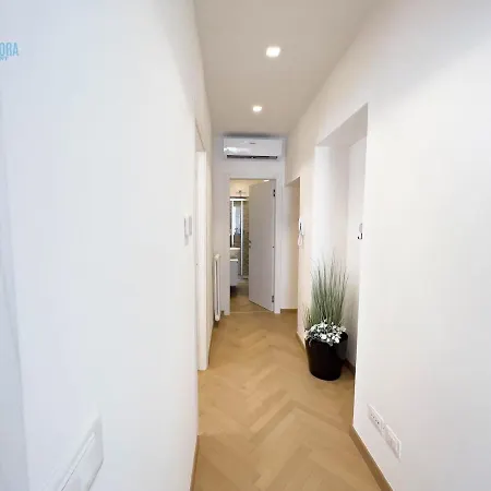 San Maurizio Tirabora Short Rent Apartment *
