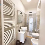 Апартаменти San Maurizio Tirabora Short Rent *