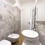 Апартаменти San Maurizio Tirabora Short Rent Трієст
