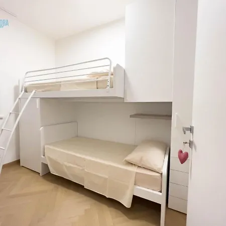 Lejlighed San Maurizio Tirabora Short Rent