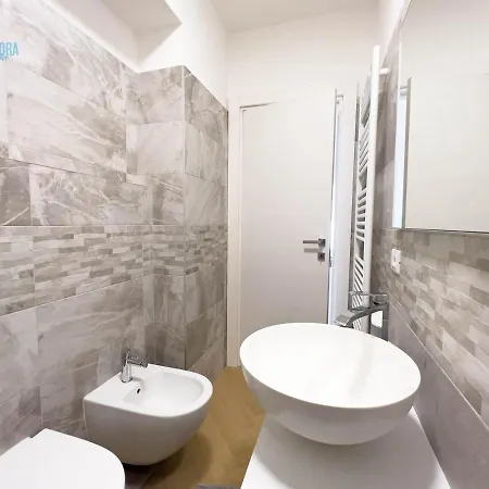 Lejlighed San Maurizio Tirabora Short Rent Trieste