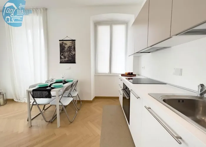 San Maurizio Tirabora Short Rent Apartment *